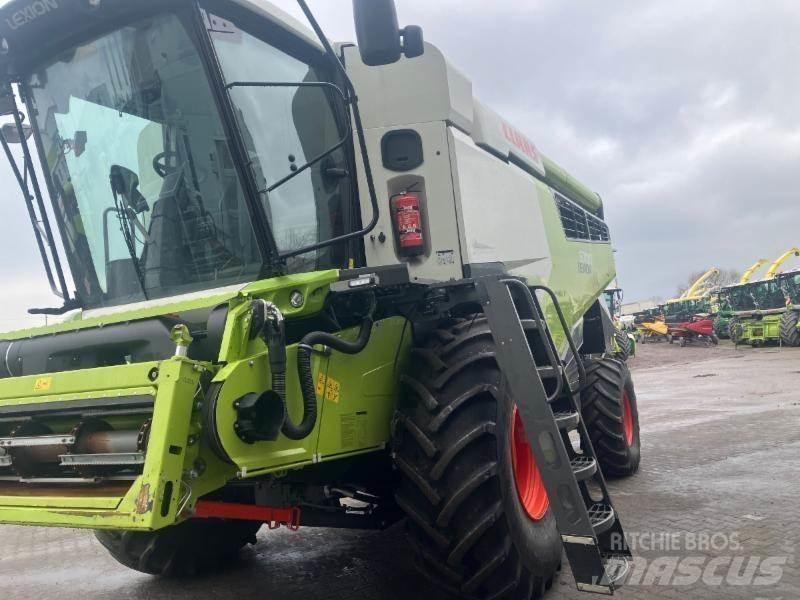 CLAAS LEXION 6700 Kombinované zberacie stroje