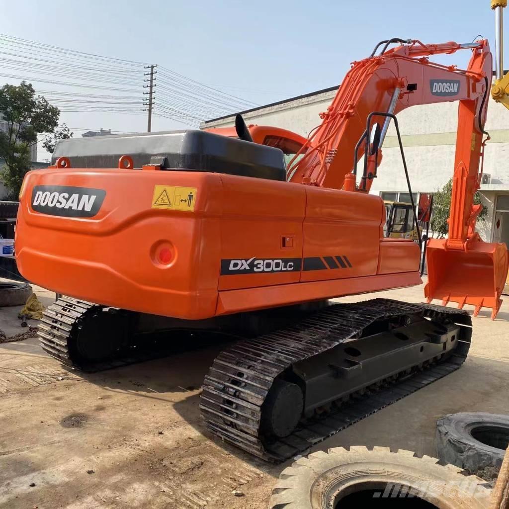 Doosan DX 300 LC Pásové rýpadlá