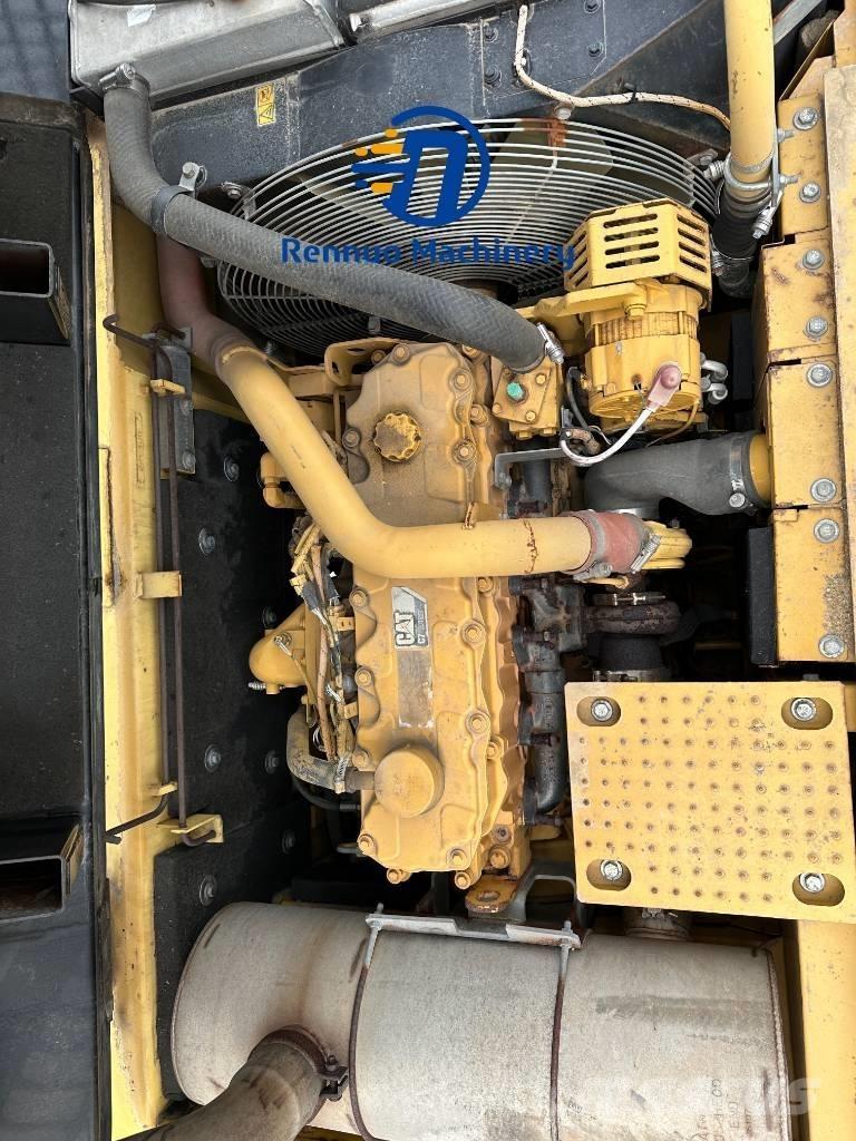 CAT 329D Pásové rýpadlá
