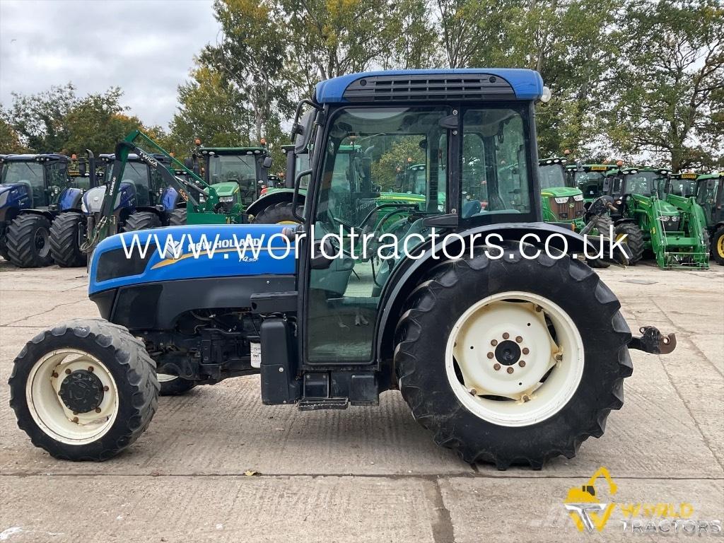 New Holland T 4.95 F Traktory