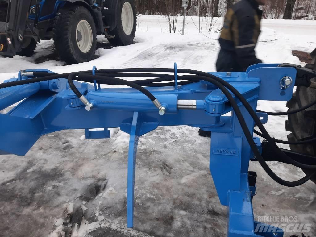  HEVO H1500 Žeriavy a nakladače