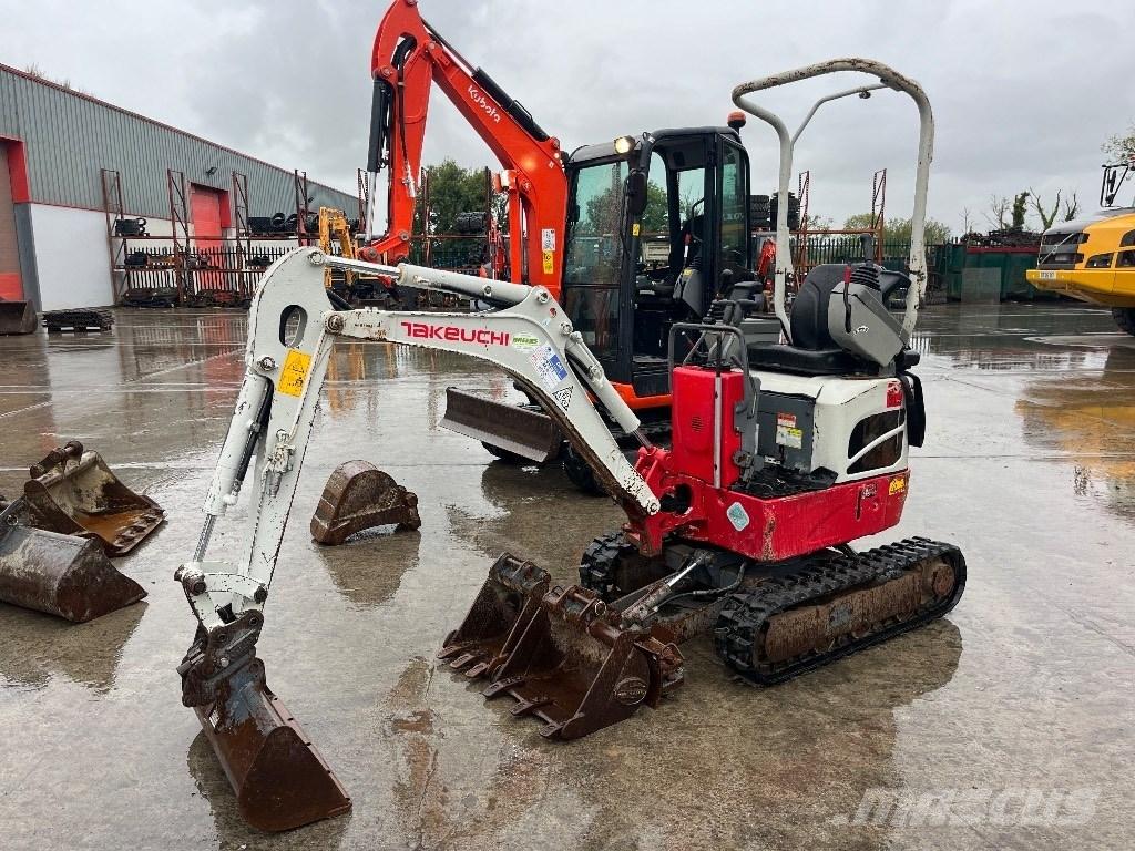 Takeuchi TB 210 R Mini rýpadlá < 7t