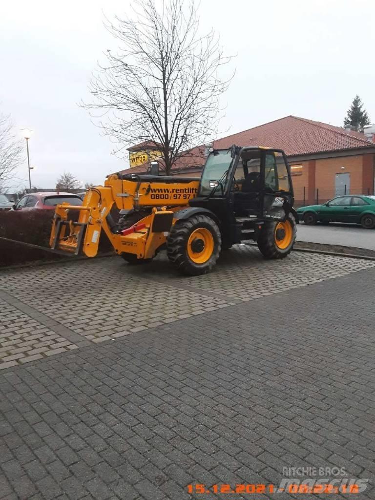 JCB 540-140 Teleskopické manipulátory