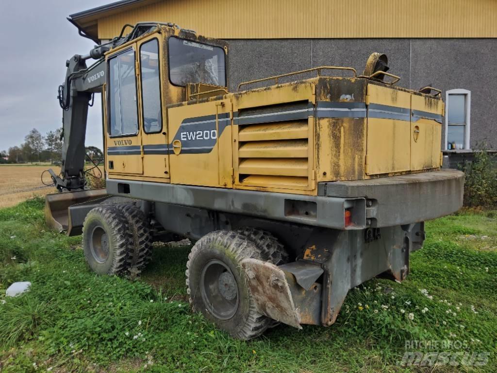 Volvo EW 200 Kolesové rýpadlá
