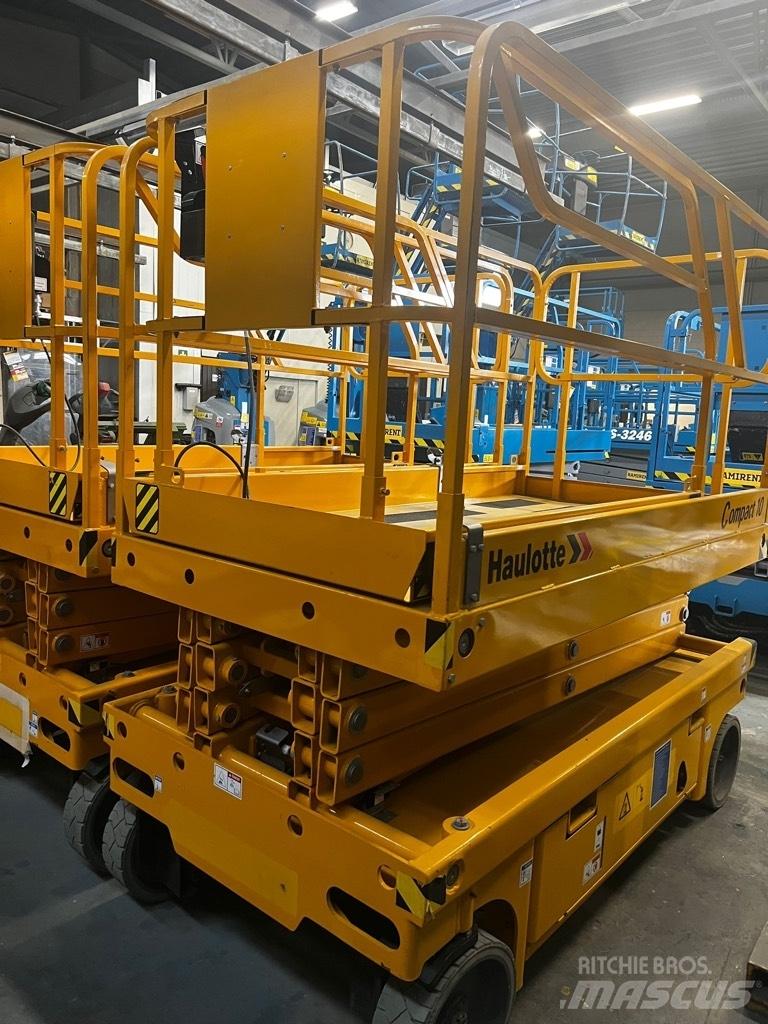 Haulotte Compact 10 Nožnicové zdvíhacie plošiny