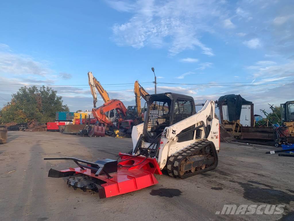 Bobcat T 590 Šmykom riadené nakladače