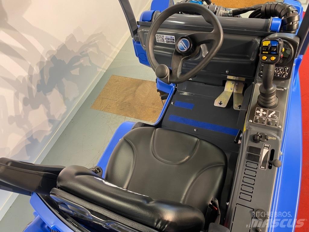 Multione 5.3k Kompaktné traktory