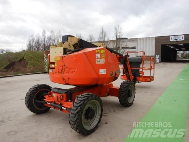 JLG 340AJ Kĺbové plošiny