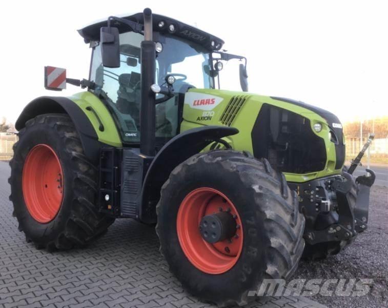 CLAAS AXION 870 Traktory