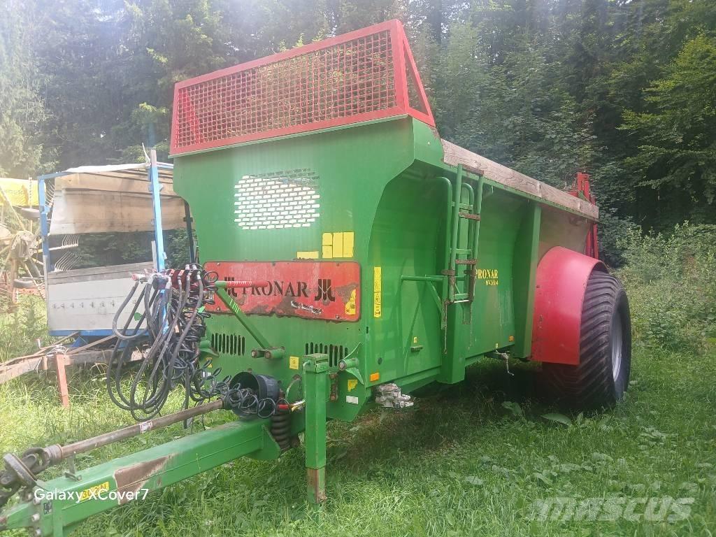 Pronar NV161/4 Rozmetadlá maštaľného hnoja