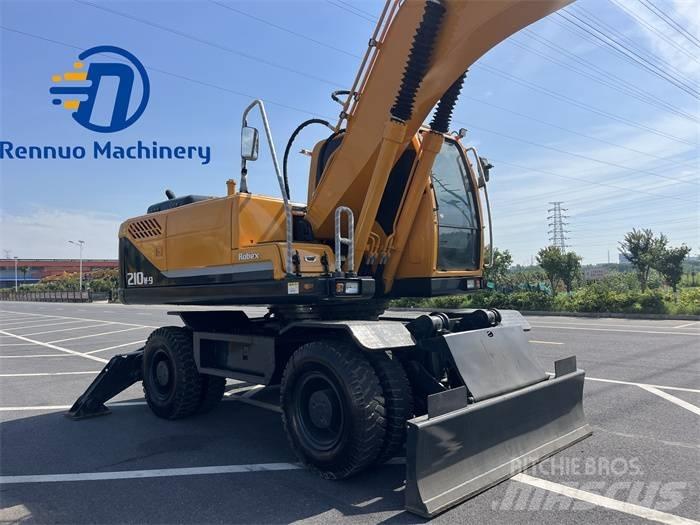 Hyundai R210W-9 Kolesové rýpadlá