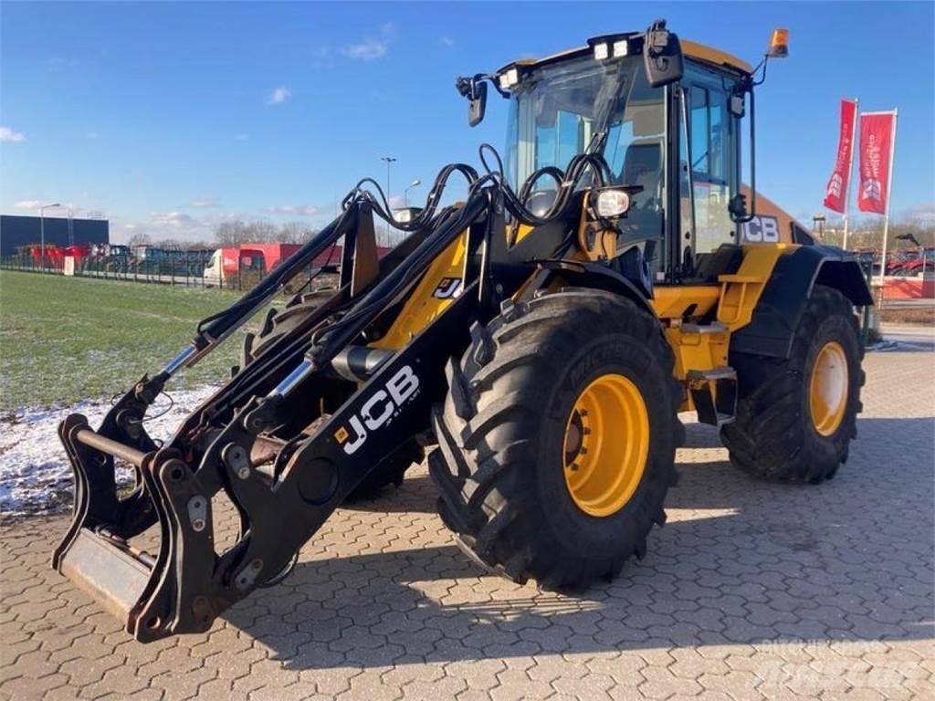 JCB 419S AGRI Kolesové nakladače