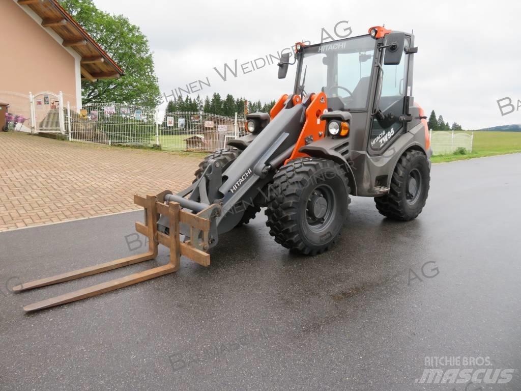 Hitachi ZW 95 Kolesové nakladače