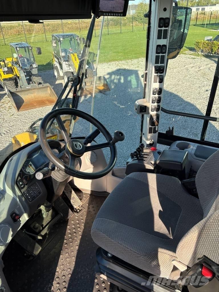 Volvo L 90 H Kolesové nakladače