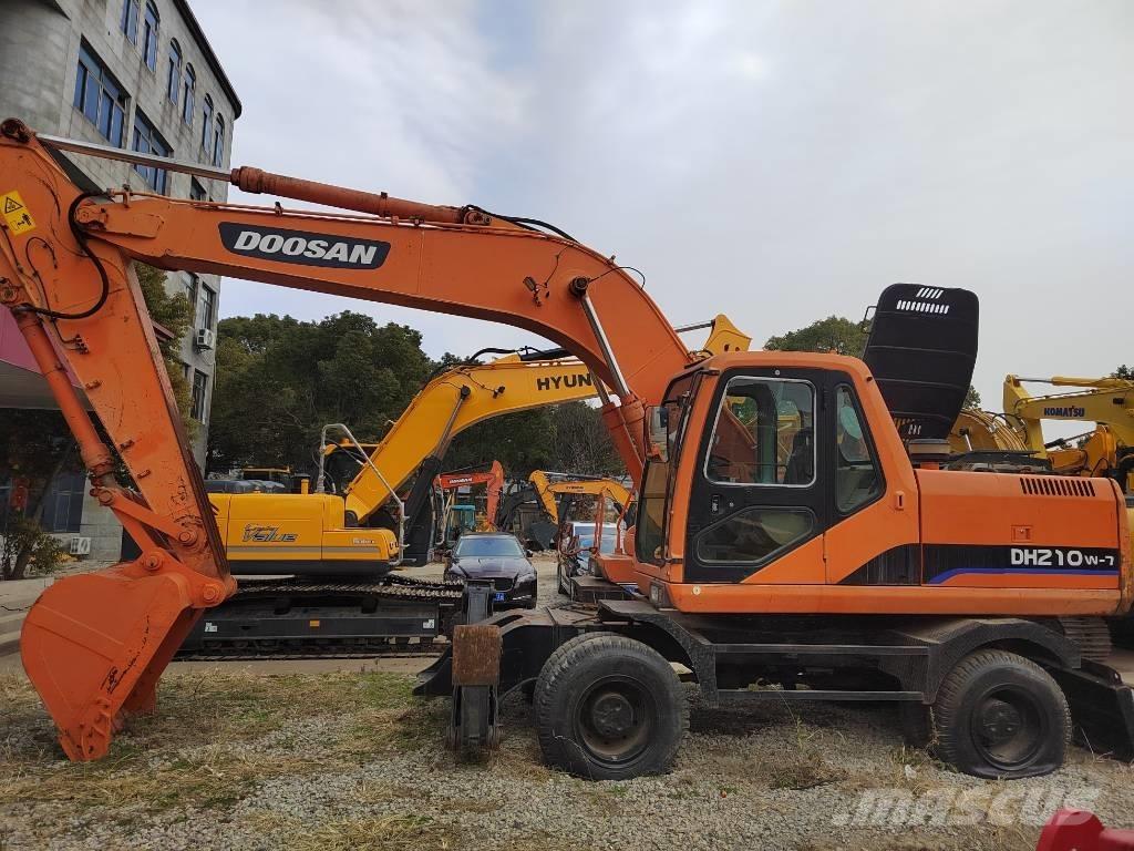 Doosan DH 210 W-7 Kolesové rýpadlá
