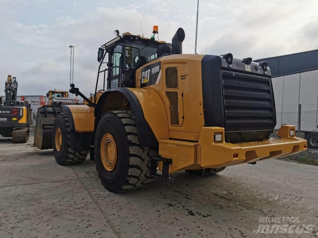 CAT 980M Kolesové nakladače