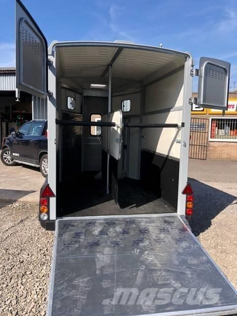 Ifor Williams HB511R Ďalšie prívesy