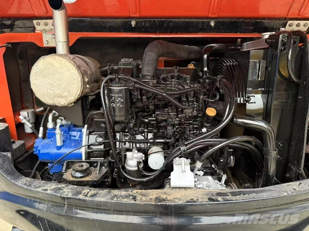 Doosan DX 75 Pásové rýpadlá