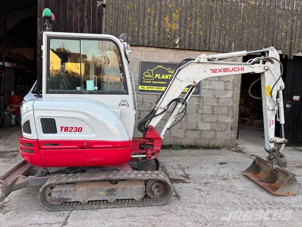 Takeuchi TB 230 Mini rýpadlá < 7t