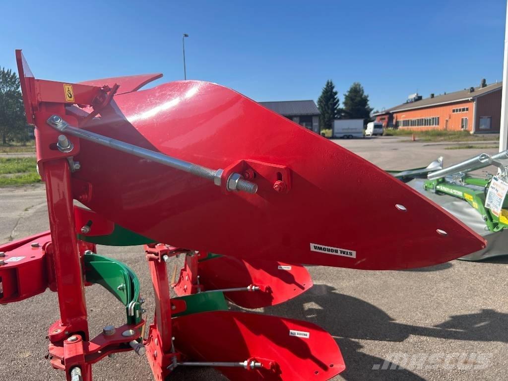 Agro-Masz PO3 Dvojstranné pluhy