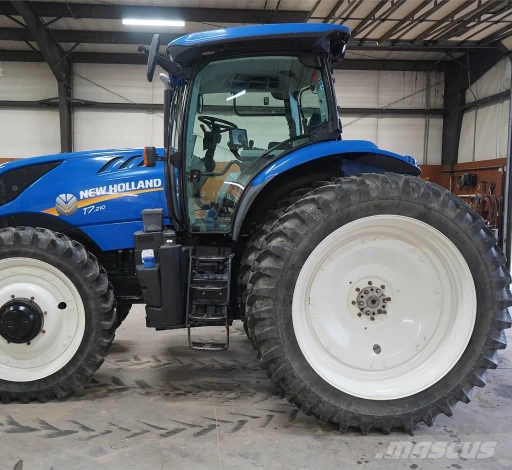 New Holland T 7.210 Traktory