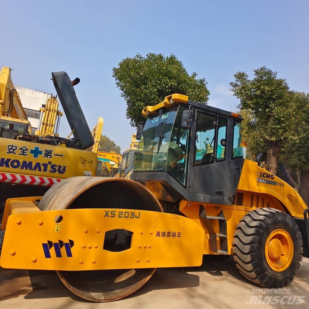 XCMG XS 202J Ťahačové valce