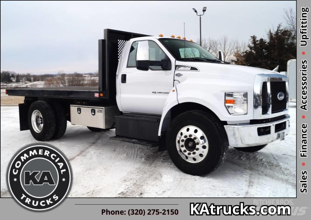 Ford F 650 Plošinové nákladné automobily/nákladné automobily so sklápacími bočnicami