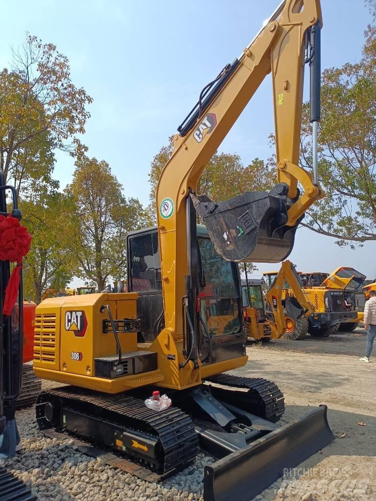 CAT 306 Mini rýpadlá < 7t