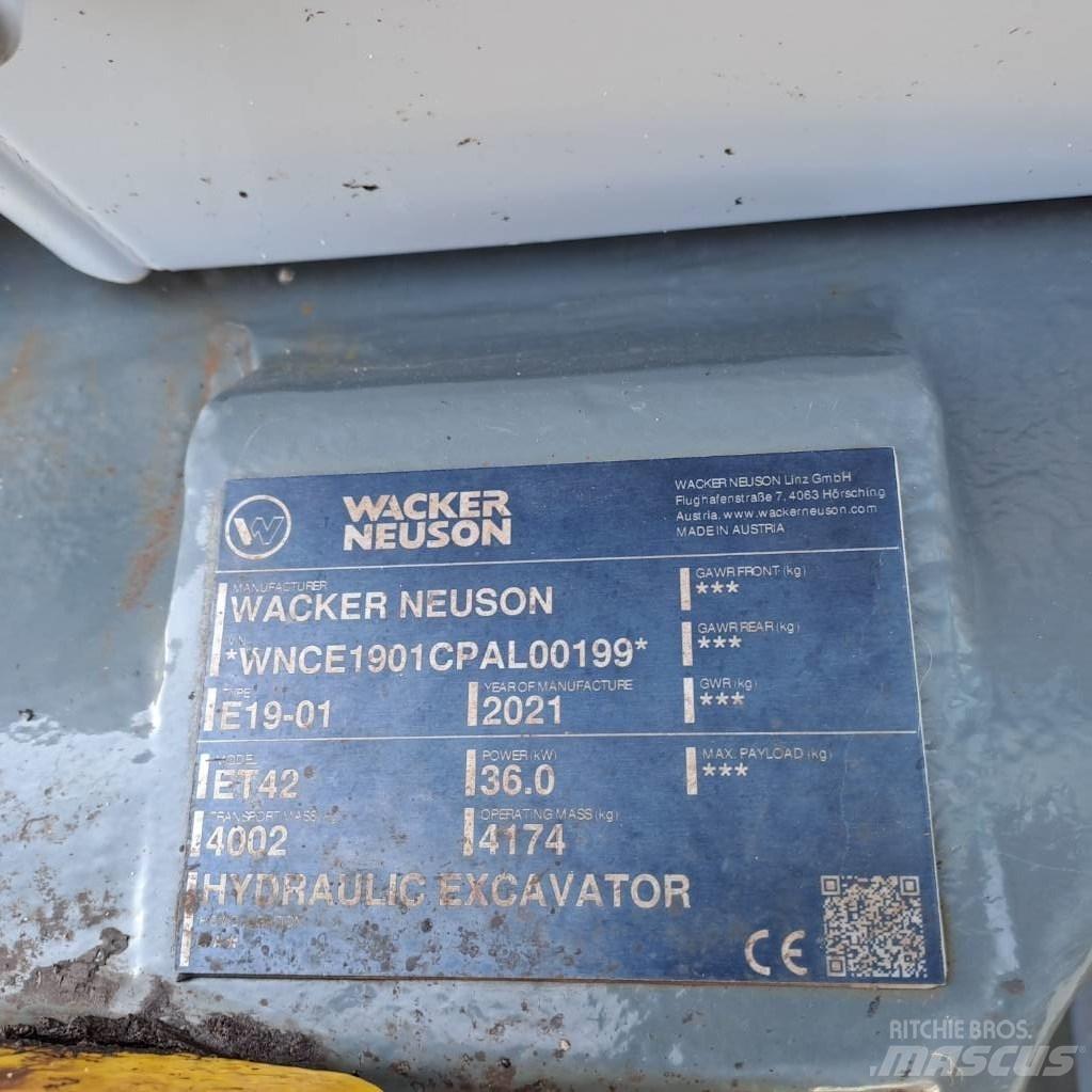 Wacker Neuson ET42 Pásové rýpadlá