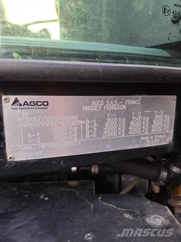 Massey Ferguson 8740 Traktory