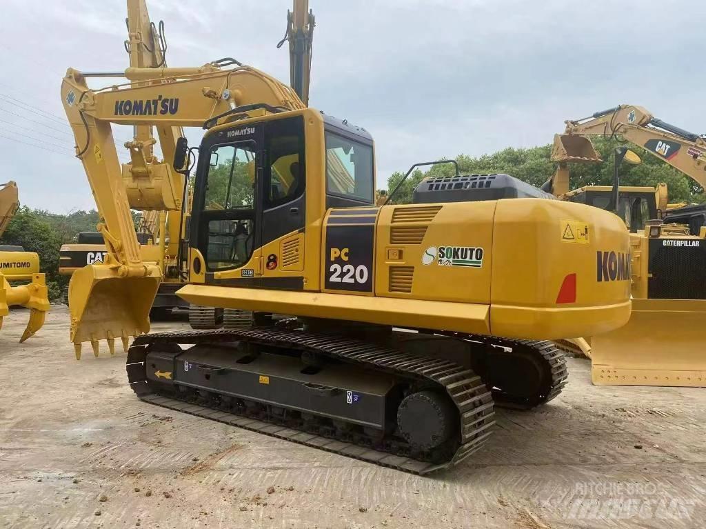 Komatsu PC220LC-8 Pásové rýpadlá
