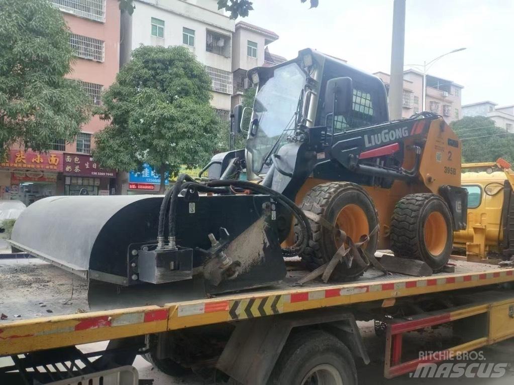 LiuGong 395B Šmykom riadené nakladače