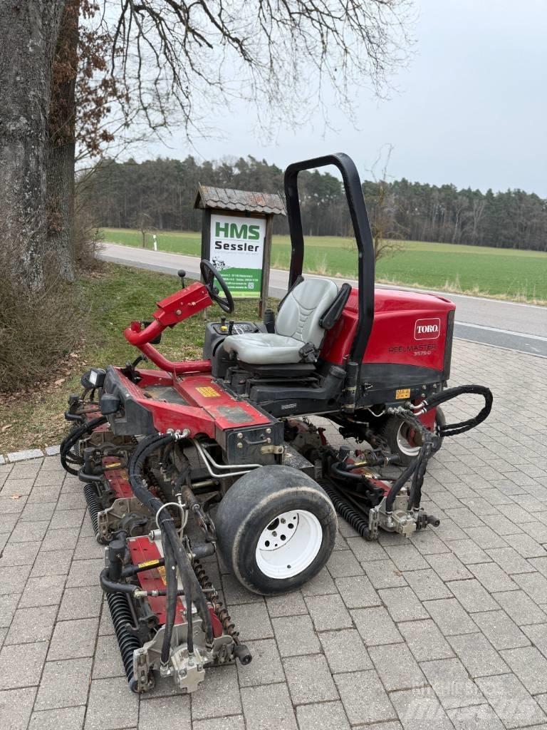 Toro Reelmaster 3575 Kosačky fervejí