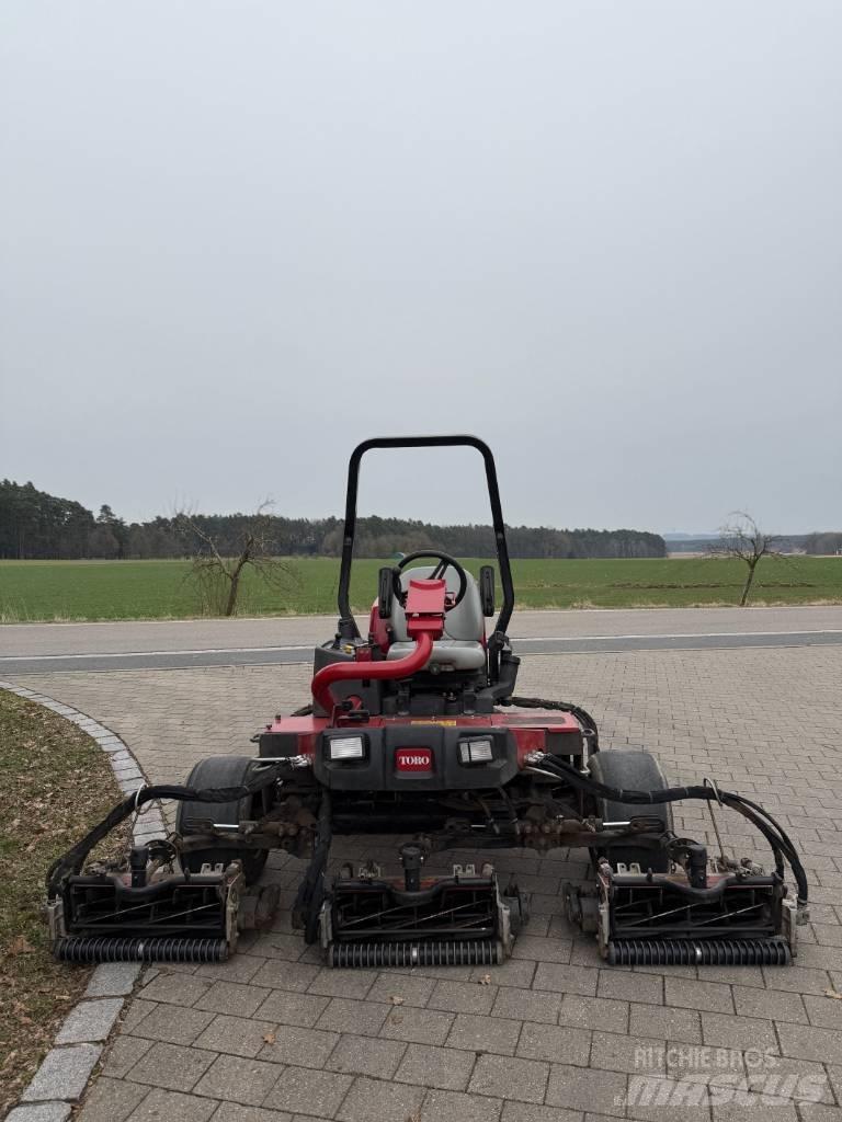 Toro Reelmaster 3575 Kosačky fervejí