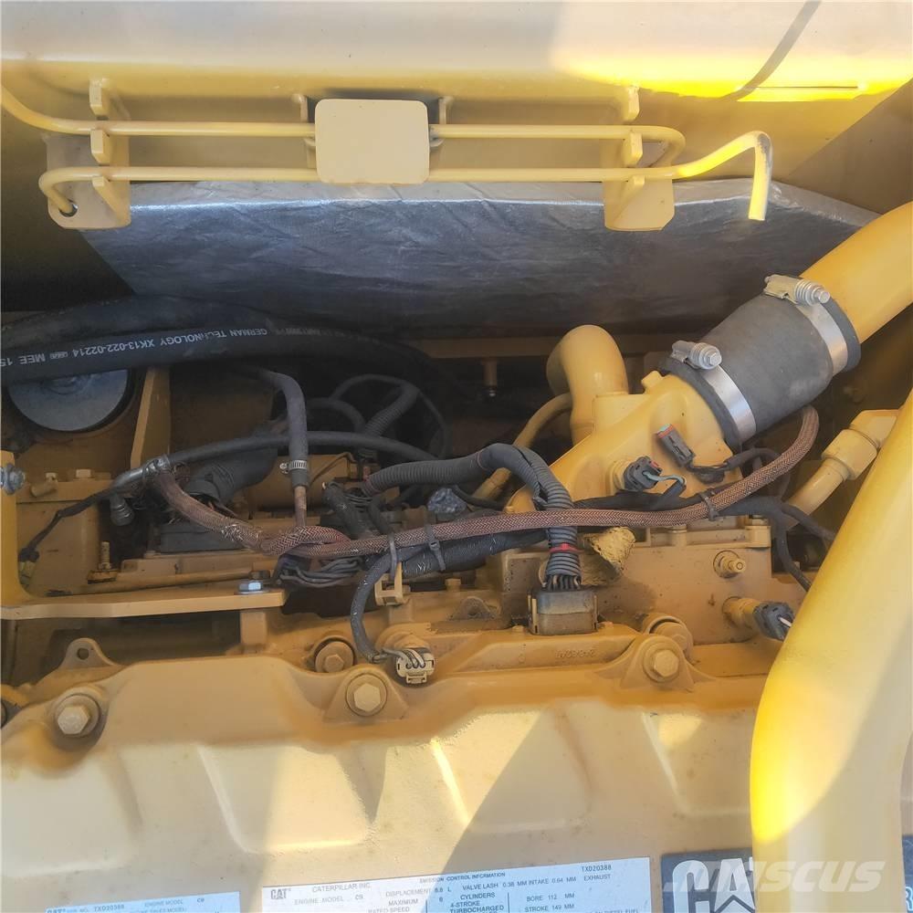 CAT 336D Pásové rýpadlá