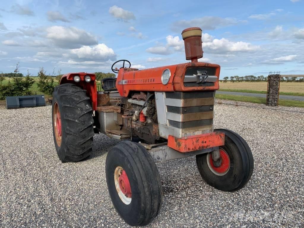 Massey Ferguson 1100 Traktory