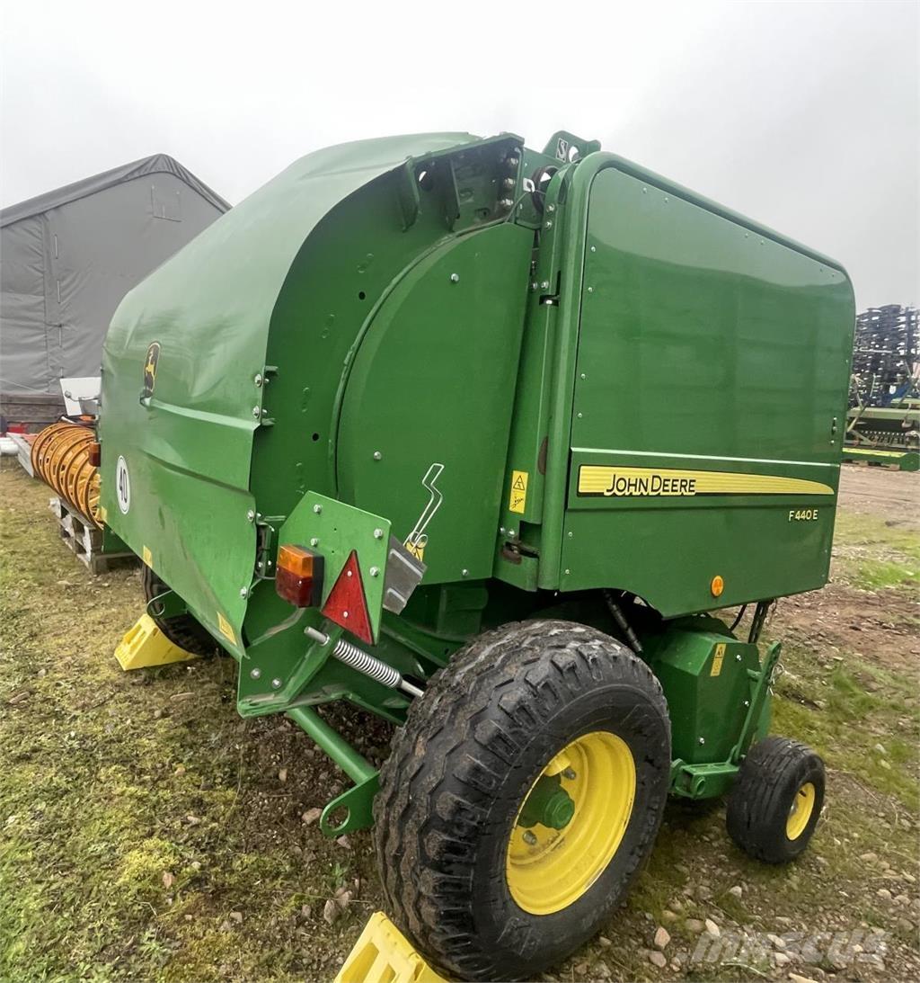 John Deere F 440 E Lisy na okrúhle balíky