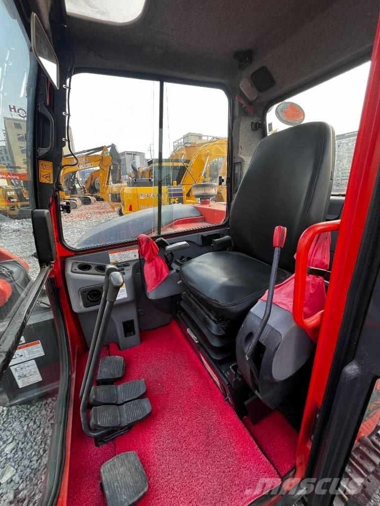 Kubota KX 185 Midi rýpadlá 7 t - 12 t