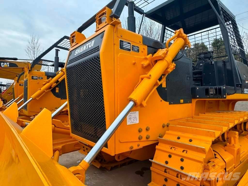 Shantui SD 22 F Pásové dozéry