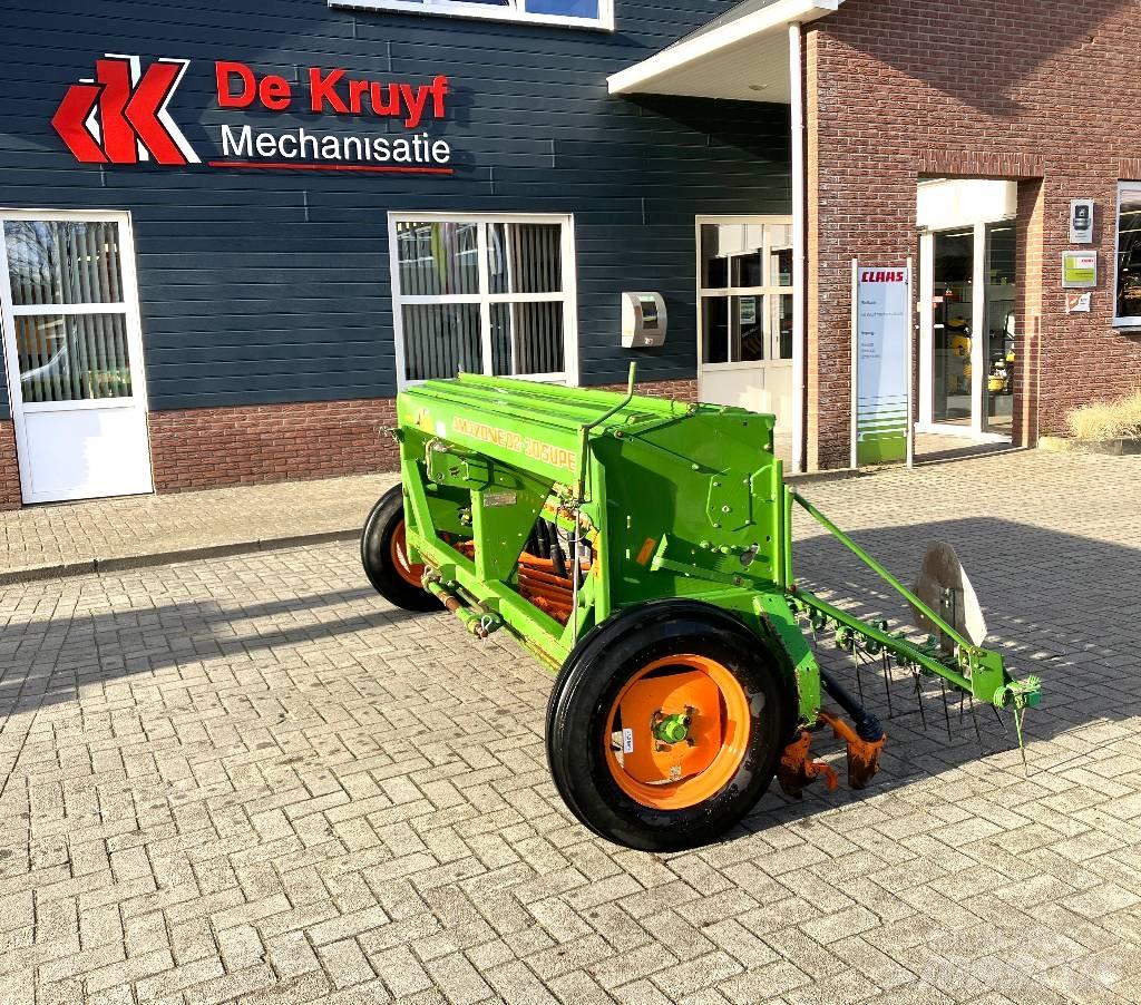 Amazone D8-30 Super Mechanické sejačky
