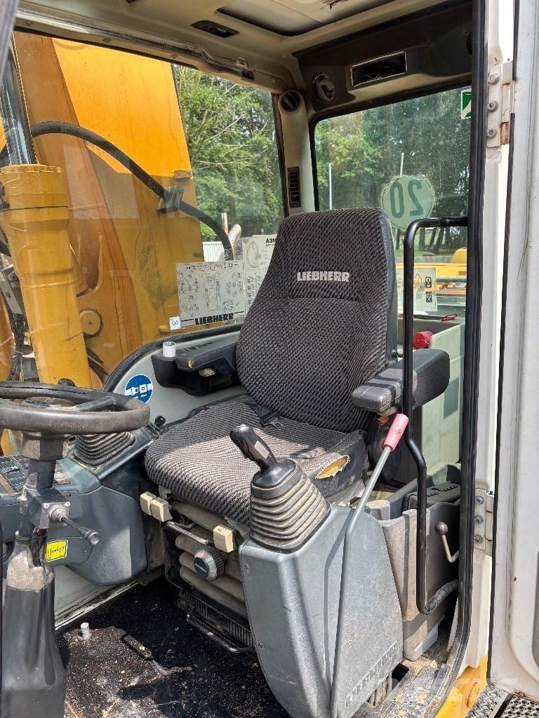 Liebherr A316 Kolesové rýpadlá