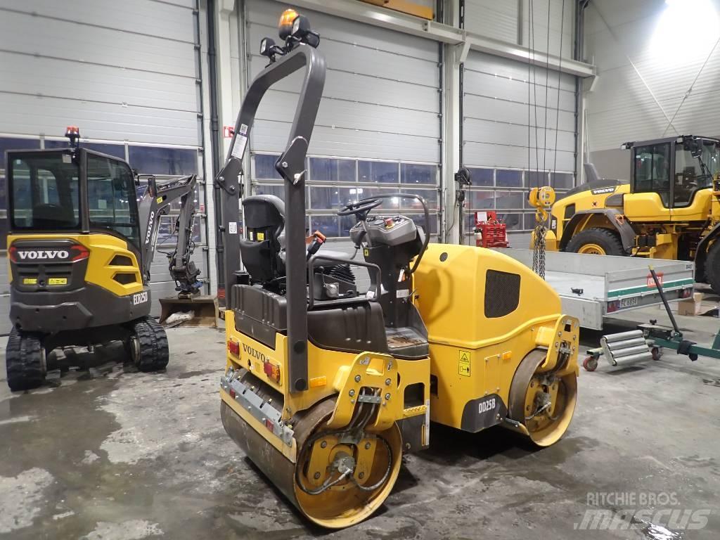 Volvo DD25B Tandemové valce