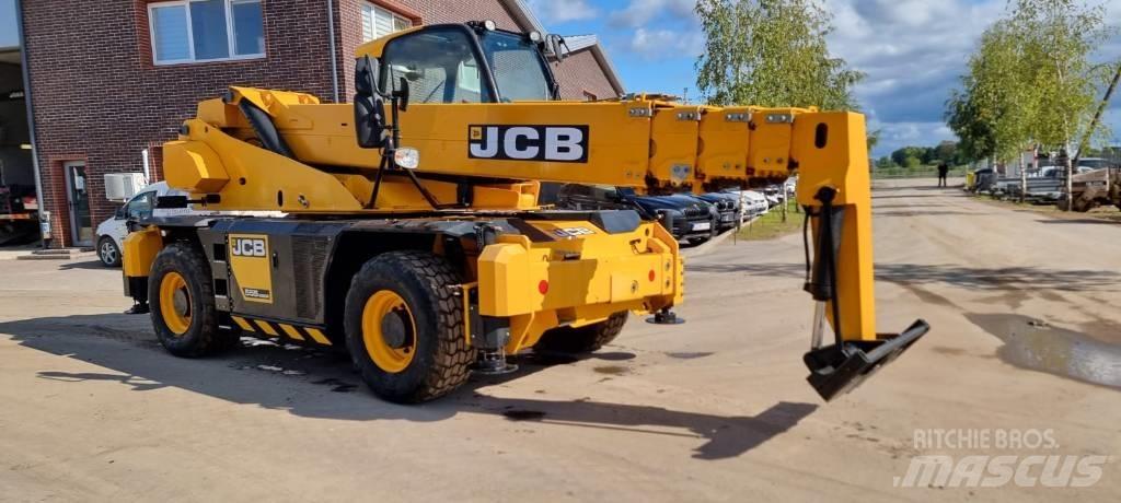JCB 555-260R Teleskopické manipulátory