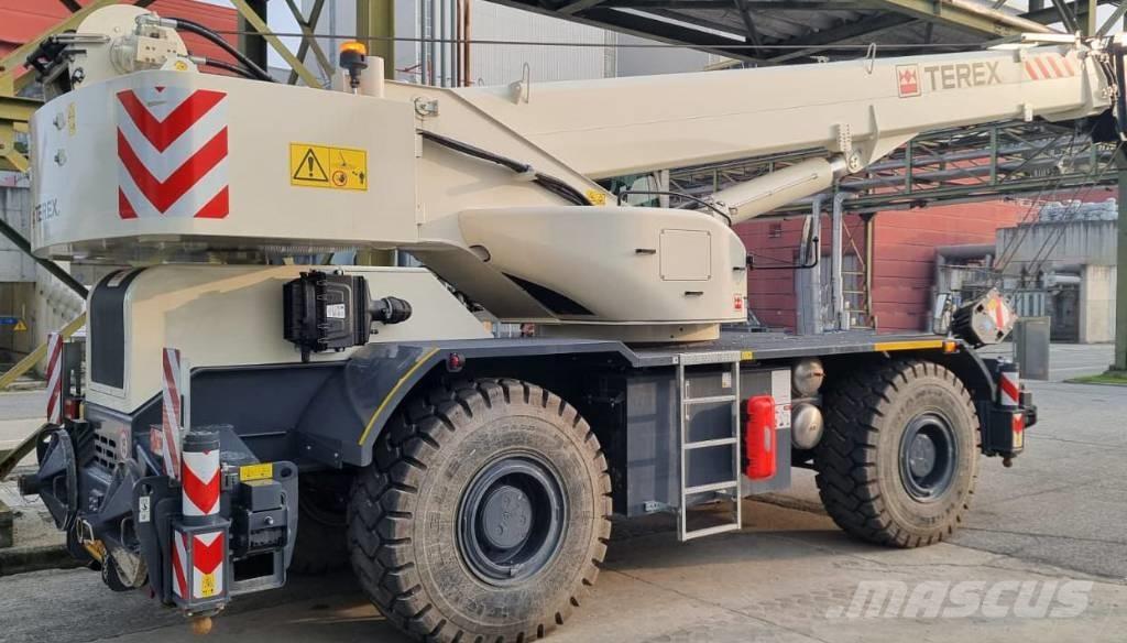 Terex RT 1070 Žeriavy pre ťažký terén
