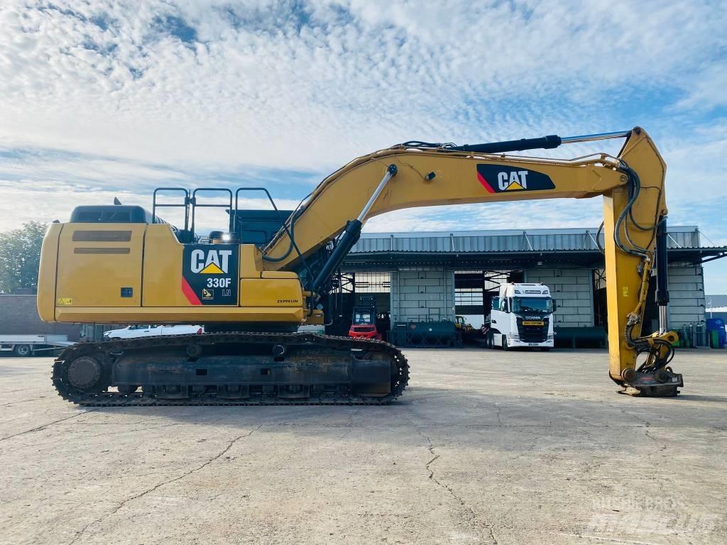 CAT 330 fln Pásové rýpadlá
