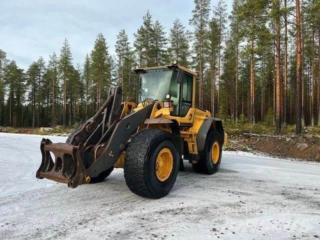 Volvo L120F Kolesové nakladače