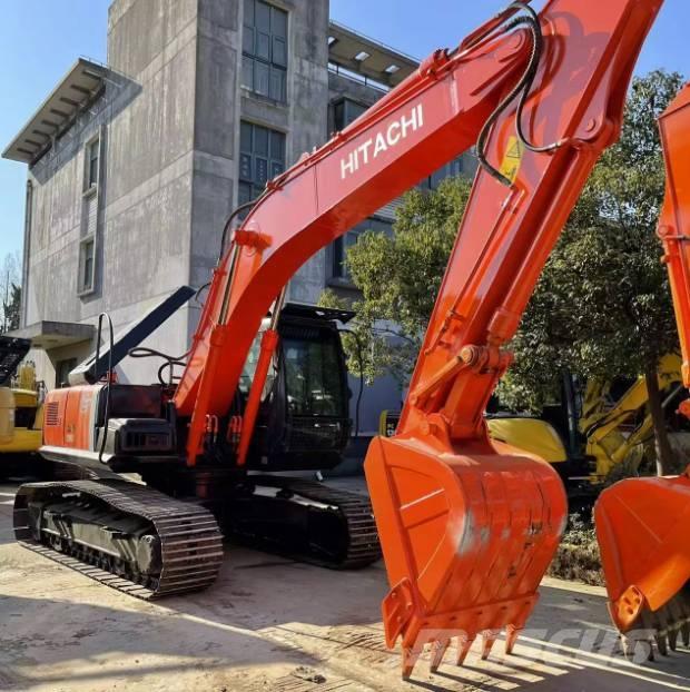 Hitachi ZX200 Pásové rýpadlá