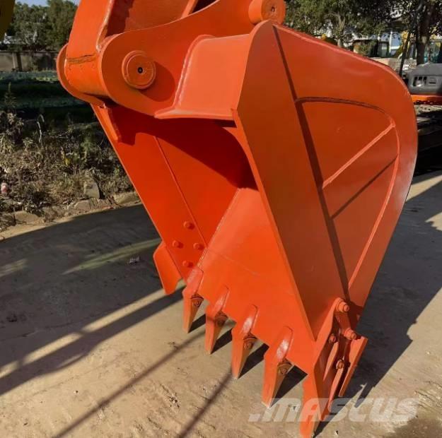 Hitachi ZX200 Pásové rýpadlá