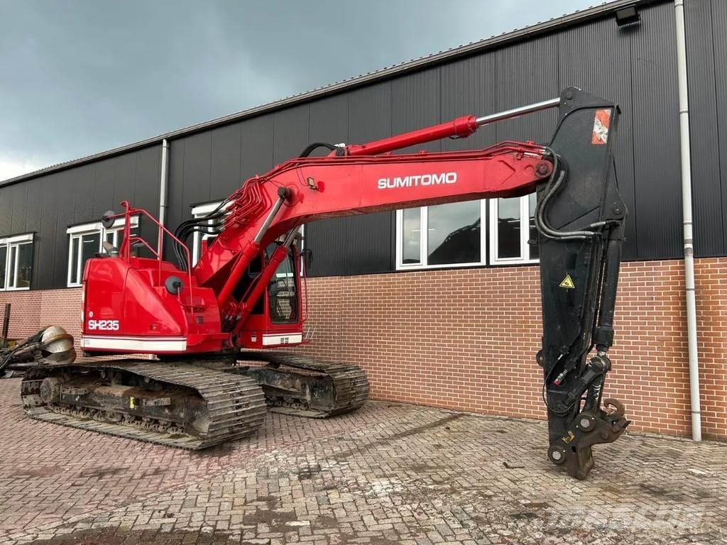 CASE CX235C SR Pásové rýpadlá