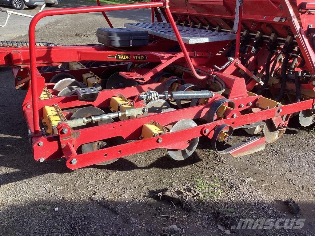 Väderstad Rapid300C Kombinované sejačky